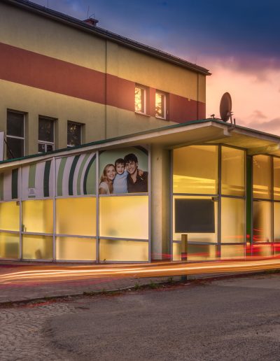 Elewacja Wieczorem_Production_FLAT_